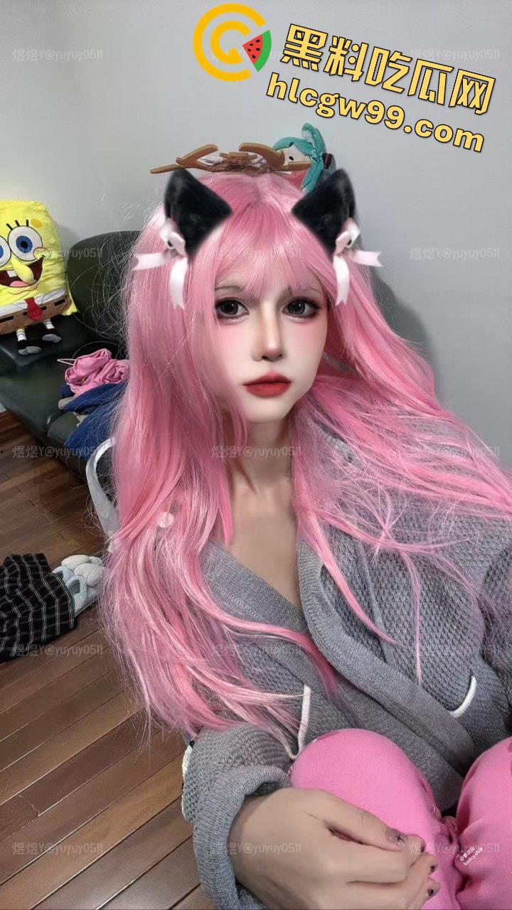 顶级CosG奶萝莉美少女福利姬【煜煜】黑丝性感情趣装裸舞，一线天美鲍榨汁自慰-65