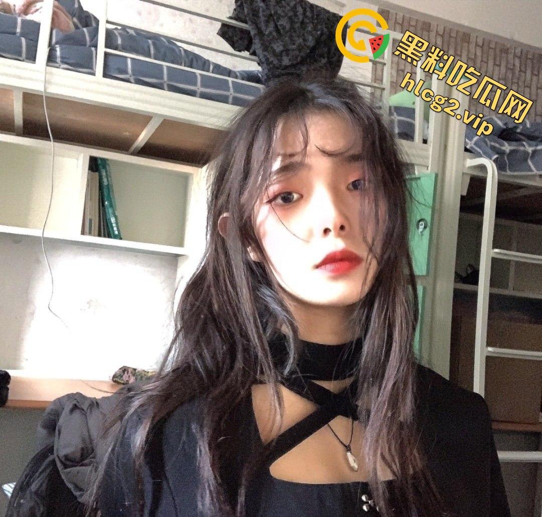 吉林学生妹李婉惨遭渣男曝光!几年的私密视图流出-1