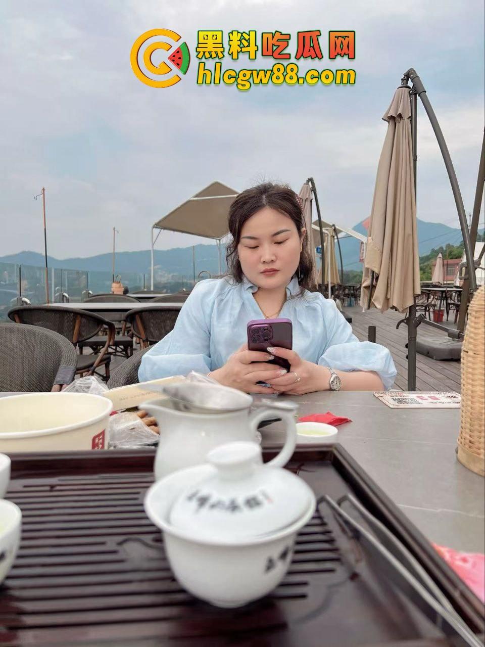 福建安溪清逸茶馆老板娘,牌桌下是茶道高手,床上是骚浪宗师,连老头都拿捏得死死的!-16