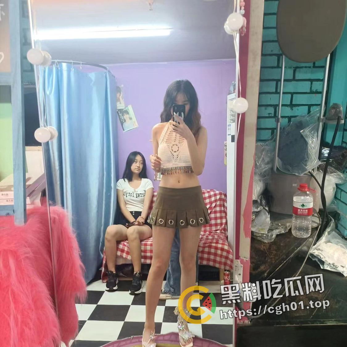 烟台理工学院母狗【安兆晨】反差婊装清高 叫声又浪又骚 自慰揉奶子勾引男人视频被流出-4