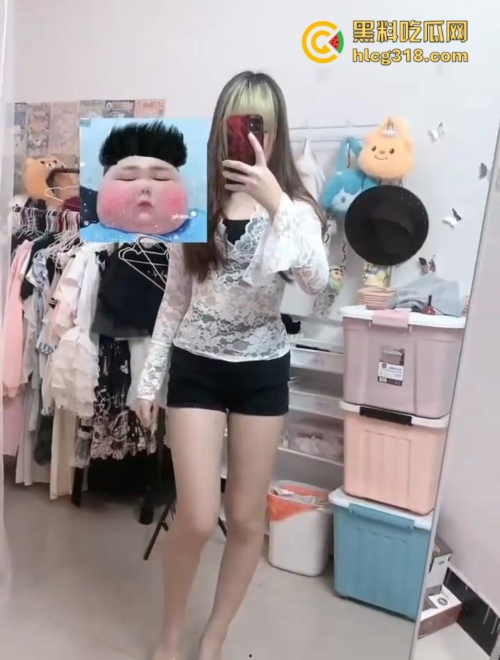 广西精神小妹【林雨夕】自慰视频曝光,好哄的社会小妹,随便聊聊就发私密视频照片,巨嫩无比小骚货一枚!-3