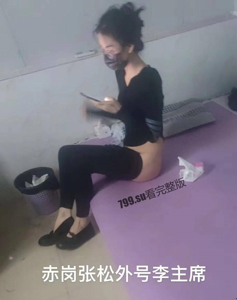 快餐妹子门前排队 身体顶不住叫 120!-5