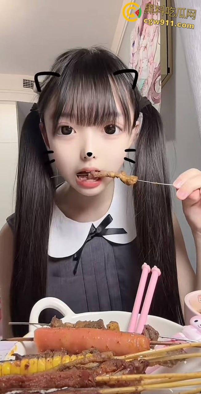 抖音网红萝莉【呆呆呓】,JK制服户外假屌自慰,线下约炮被大哥调教,狗链无套后入猛操,嫩穴高潮喷汁!-2