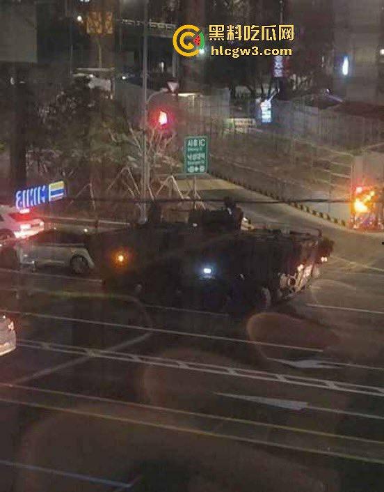 首尔之春恋爱脑总统『 尹锡悦』深夜全国戒严只为护妻子 第一夫人为让他稳住总统宝座睡遍军方高层！-19