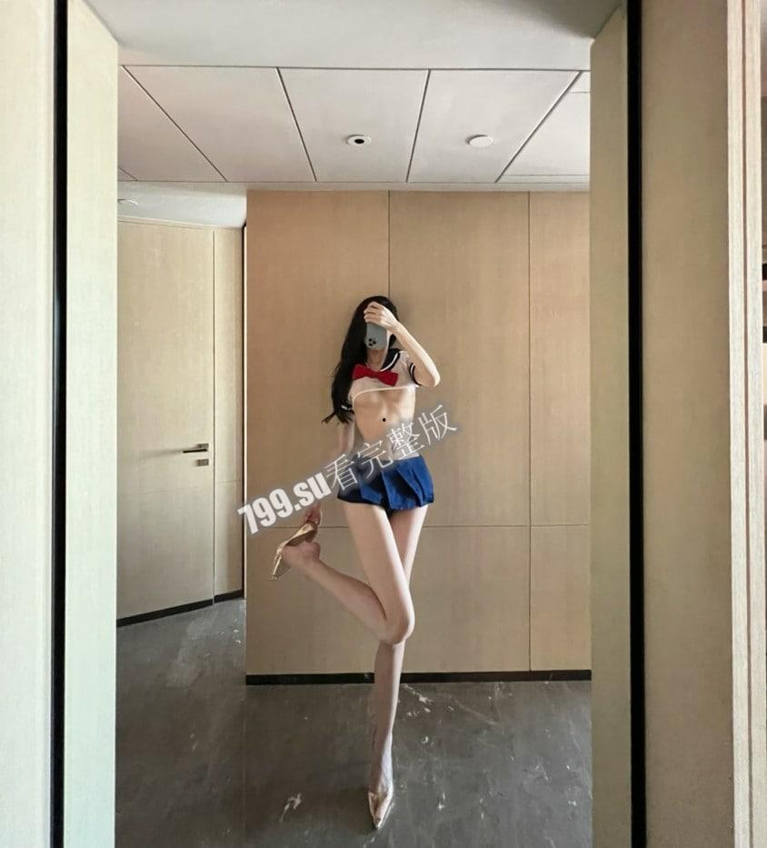 抖音百万粉丝!九头身 1.84 米红唇艳女仆葛征 土豪 1V1 视频泄漏!-2