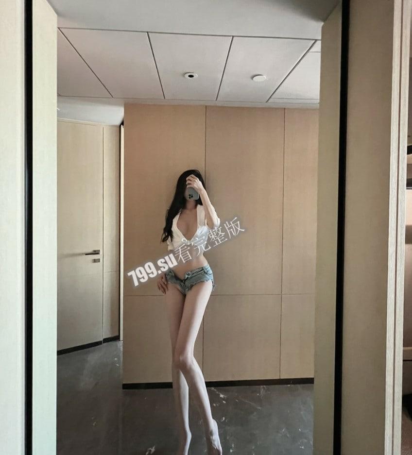 抖音百万粉丝!九头身 1.84 米红唇艳女仆葛征 土豪 1V1 视频泄漏!-29