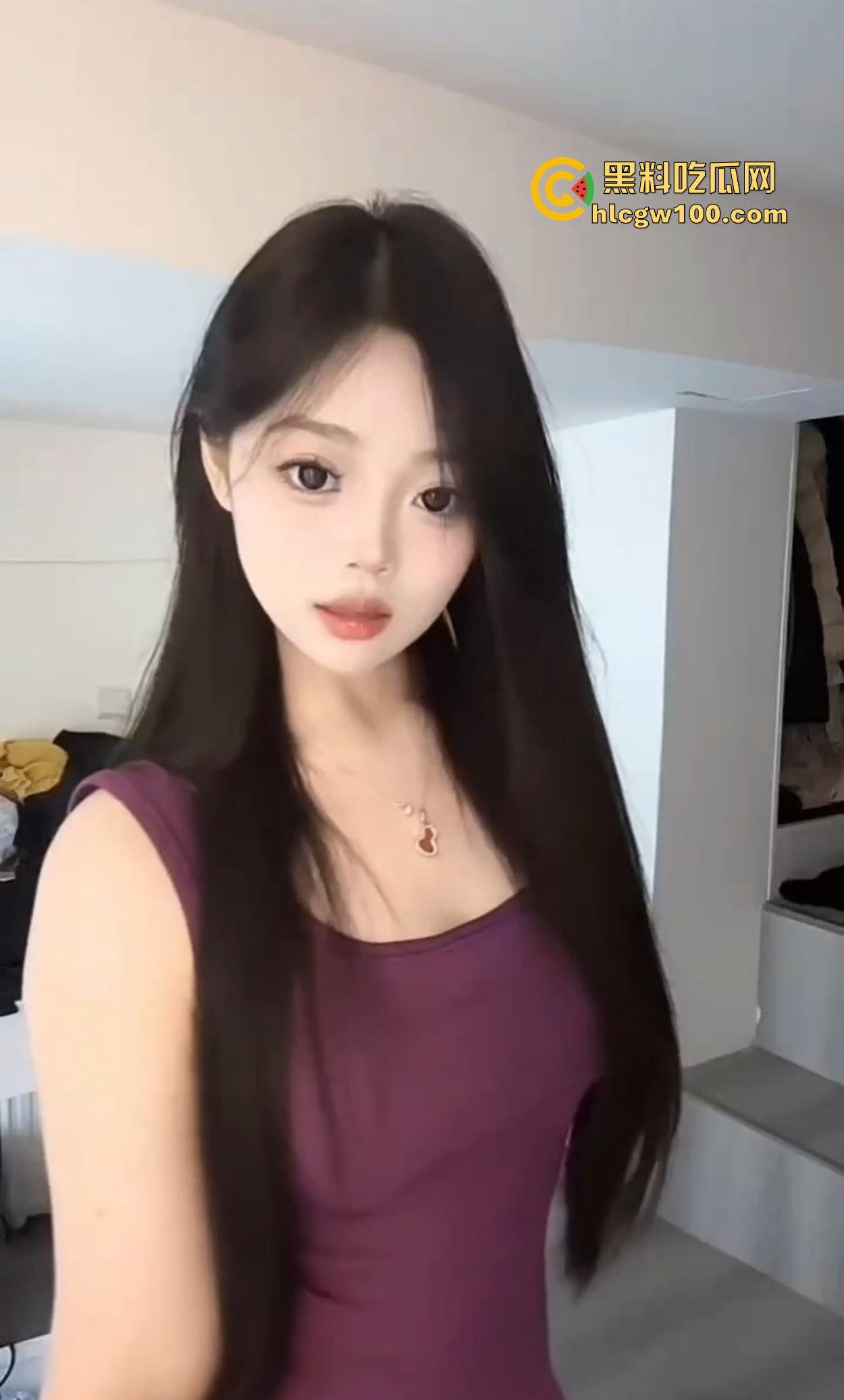 2025新年第一车震,河北【冀TF05906】车主田野激战,小蜜骑电动车赴约挨操,村口卫生纸撒一地!-1