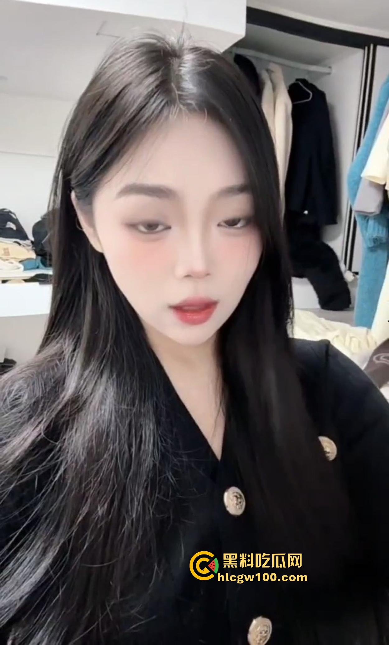 2025新年第一车震,河北【冀TF05906】车主田野激战,小蜜骑电动车赴约挨操,村口卫生纸撒一地!-4