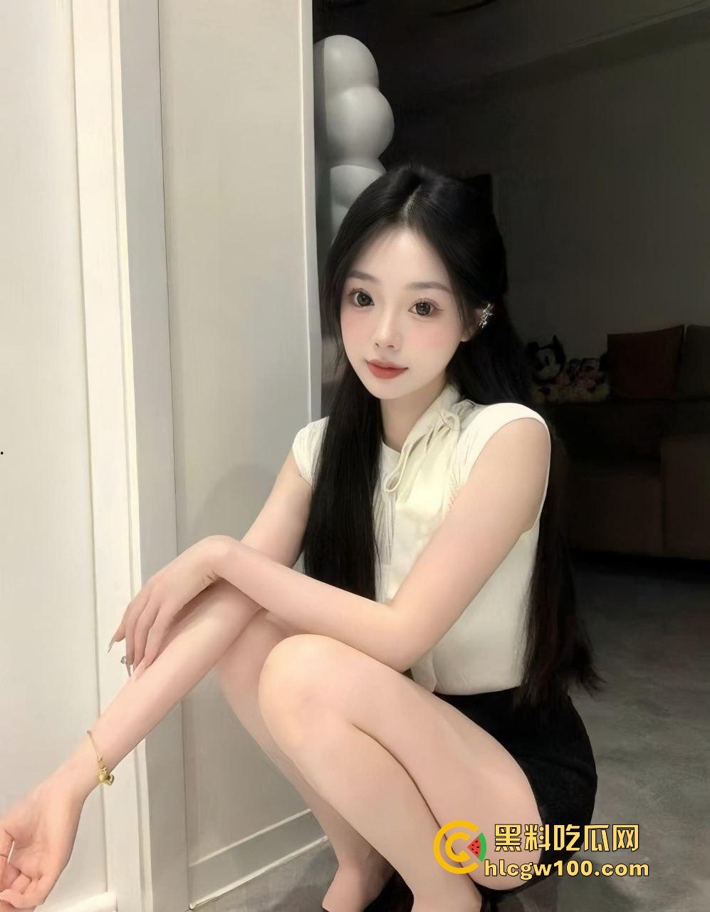 2025新年第一车震,河北【冀TF05906】车主田野激战,小蜜骑电动车赴约挨操,村口卫生纸撒一地!-5