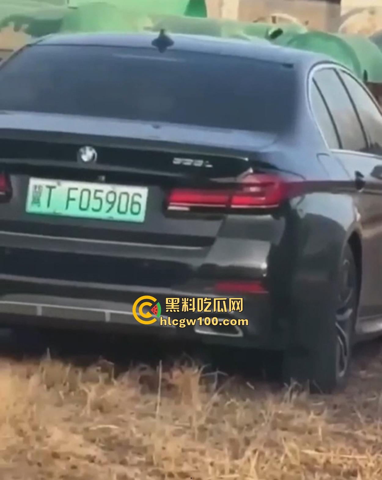 2025新年第一车震,河北【冀TF05906】车主田野激战,小蜜骑电动车赴约挨操,村口卫生纸撒一地!-9