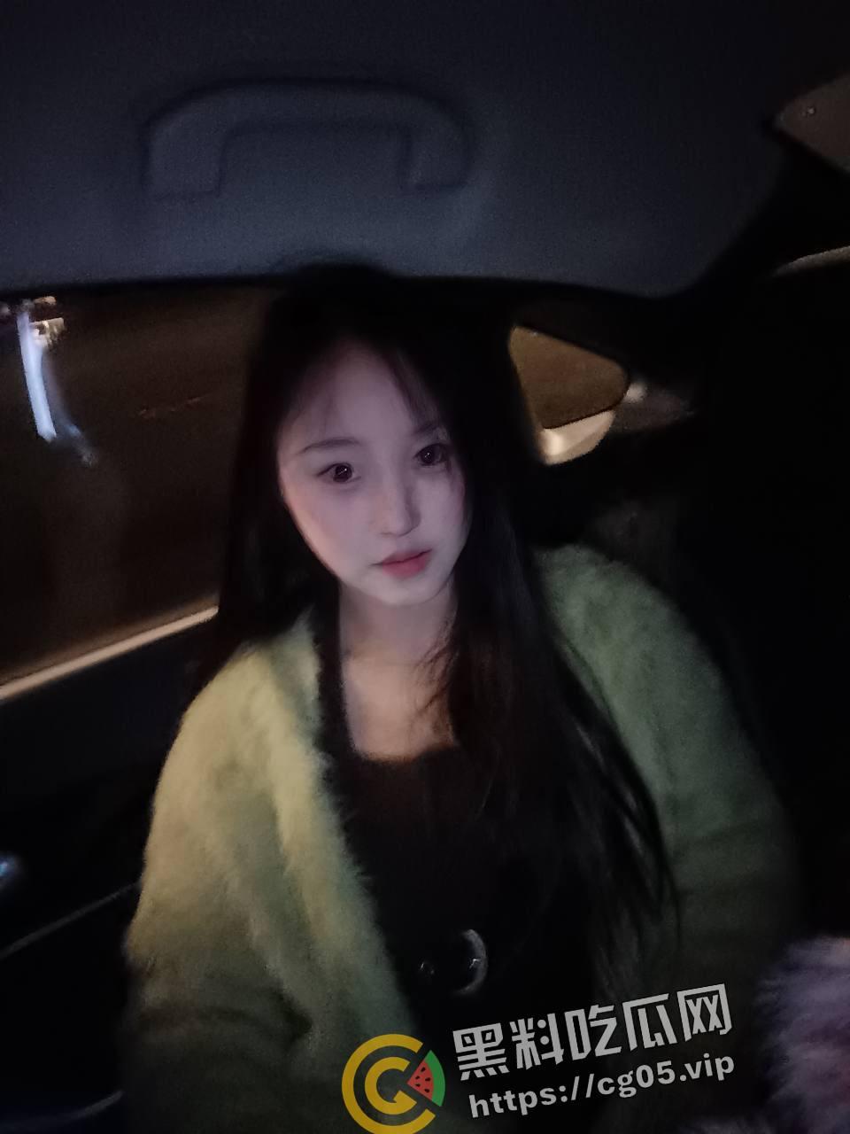 浙江商业职业技术学院 【陈丽娜】 巨乳反差婊 背着男朋友四处约炮 被捉奸后曝光-1