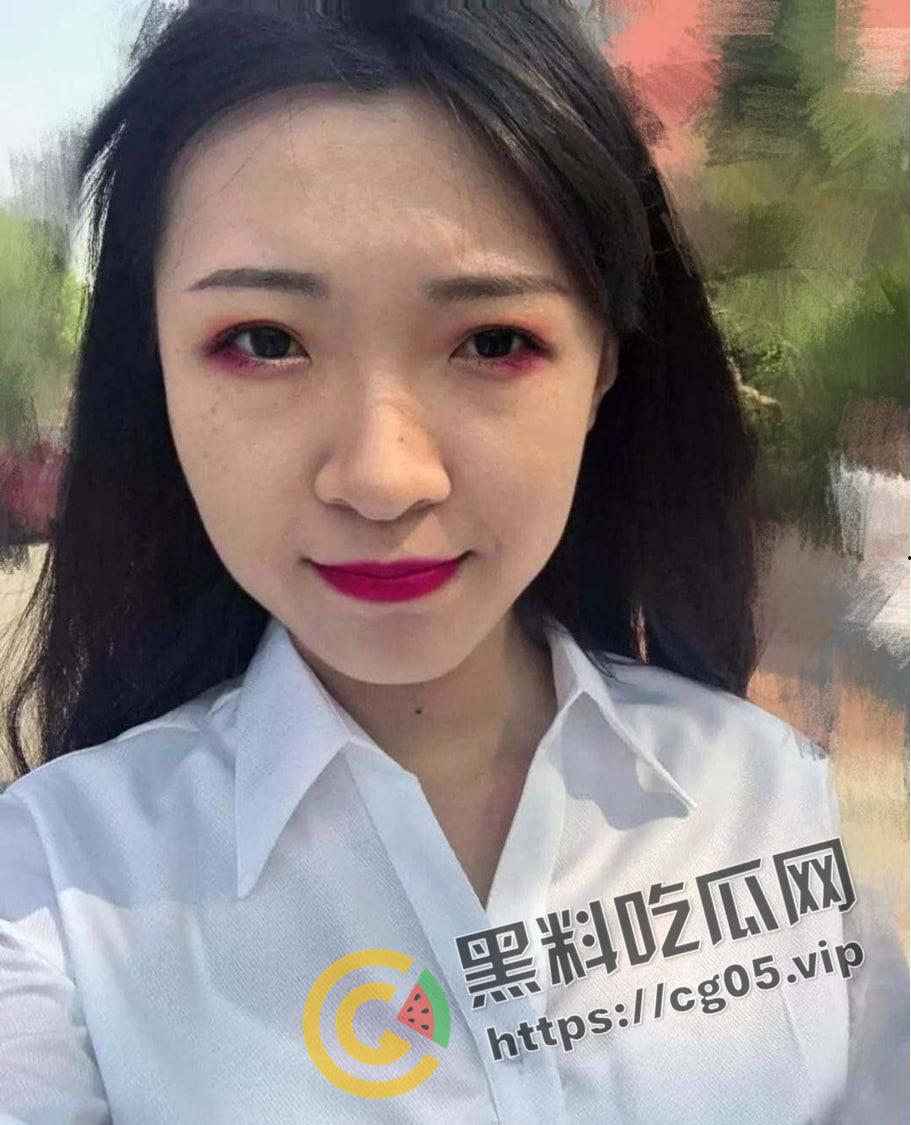 南京幼师反差婊 约出来吃饭后打炮竟然不愿意 老哥直接一巴掌 脸都打肿了 臭着脸被操哭-4