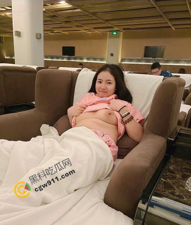 湖南微胖巨乳人妻【刘晓洁】与绿帽癖老公私拍流出！狂野户外露出，雪白丰满撩人心弦，无套狂操淫水四溢-11