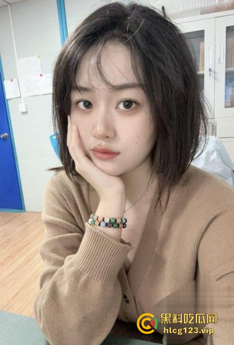 中信建投东北项目经理【王德清】跟实习生工地车震!展露母狗本色内射淫穴骚浪情景视频曝光!-4