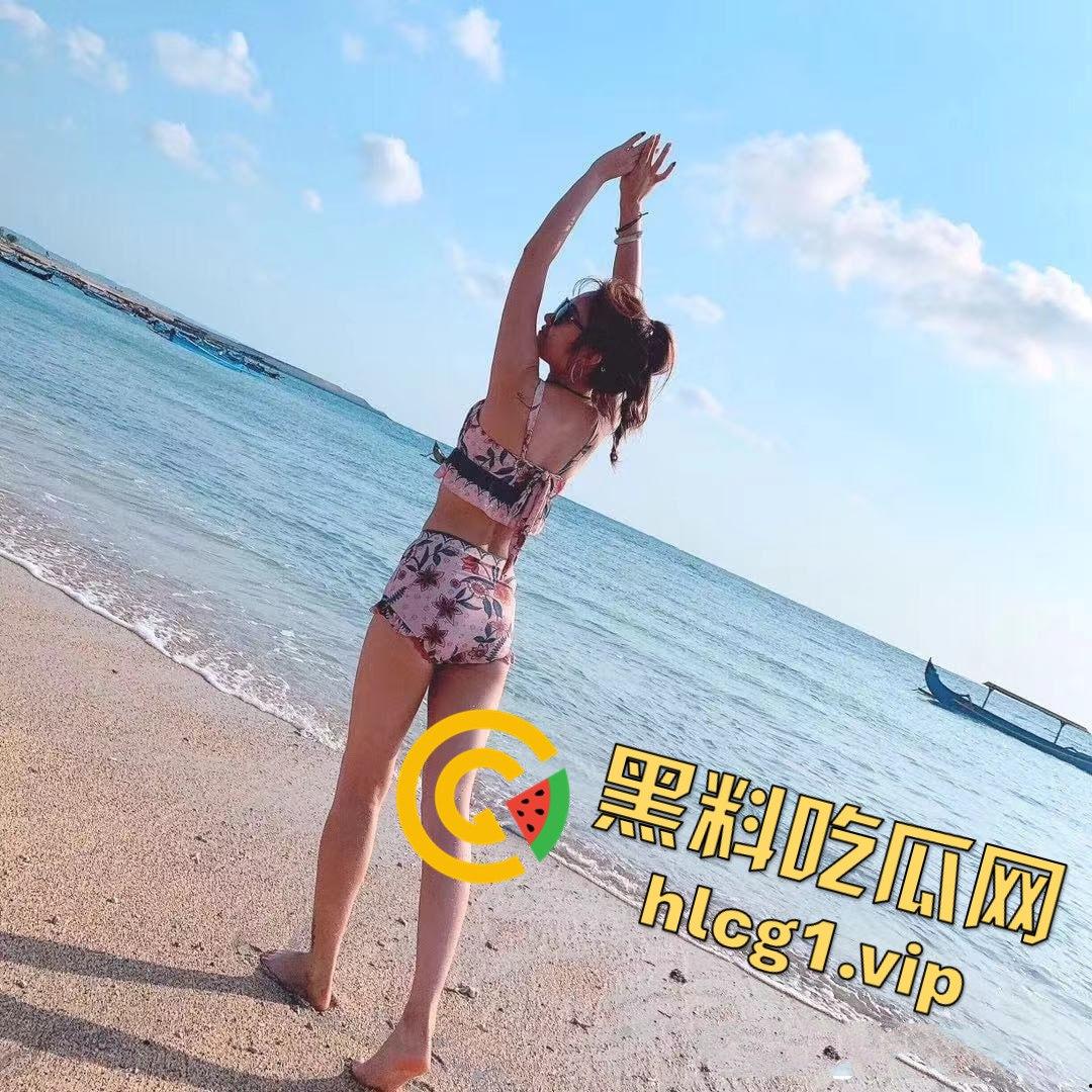 小少妇掰着B拍视频勾搭别人,私密自拍被无情曝光,网友纷纷围观!-2