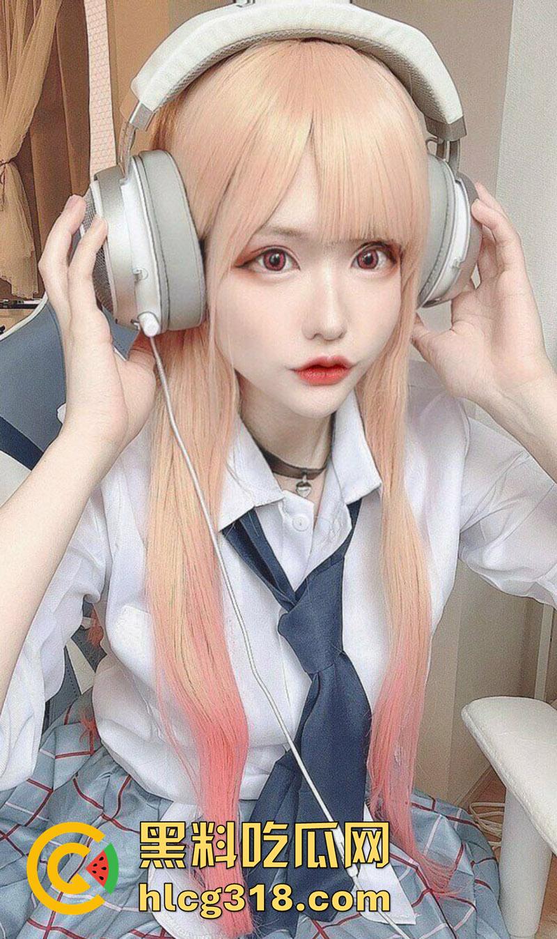 童颜巨乳才是王道！日本顶级福利姬【korichan】，最新抖奶秀胸付费私拍，兄弟们免费看！-1