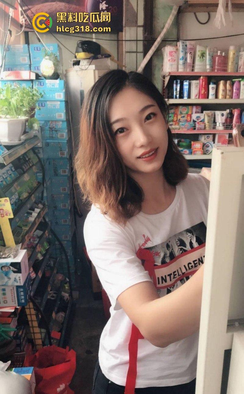 黑龙江熟女人妻【李简雅】因老公长期出差饥渴难耐，出轨偷吃被其发现，绿帽老公怒曝私拍泄愤！-4