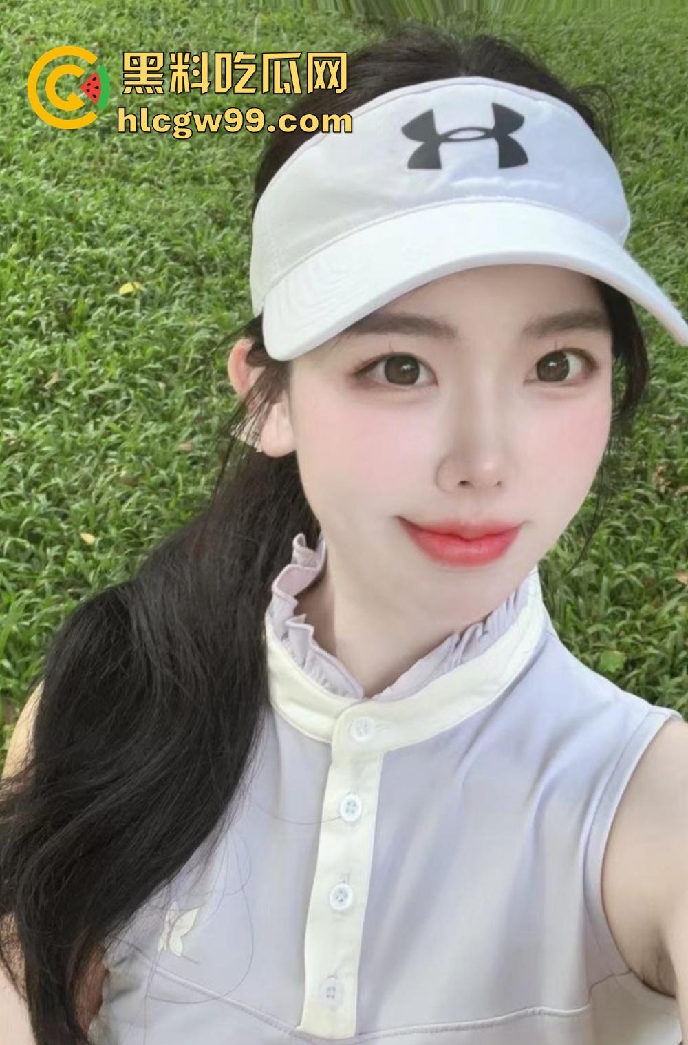 深圳气质绿茶【李萍莹】白天健身贵妇,夜晚跪操做母狗,高端包装下的骚货,身材火辣骑一次就上瘾!-4