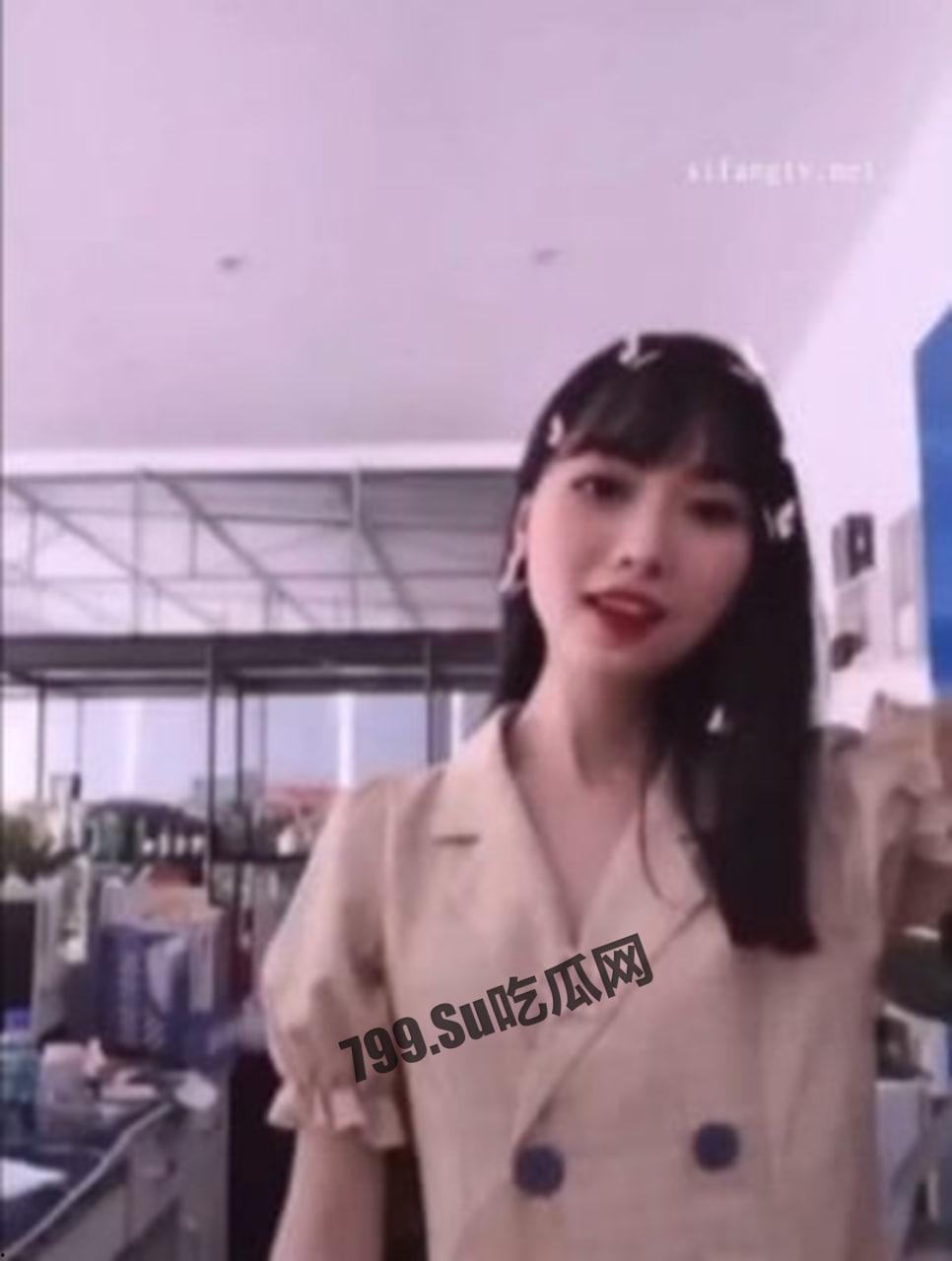 快手网红「希儿 希妹儿」反差婊合集 真是个爱吃鸡的好女孩-3