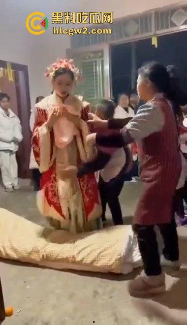 逆天风俗冥婚现场流出!女子哭嫁仪式骇人听闻,现实比影视剧更离奇,看得人发毛!-8
