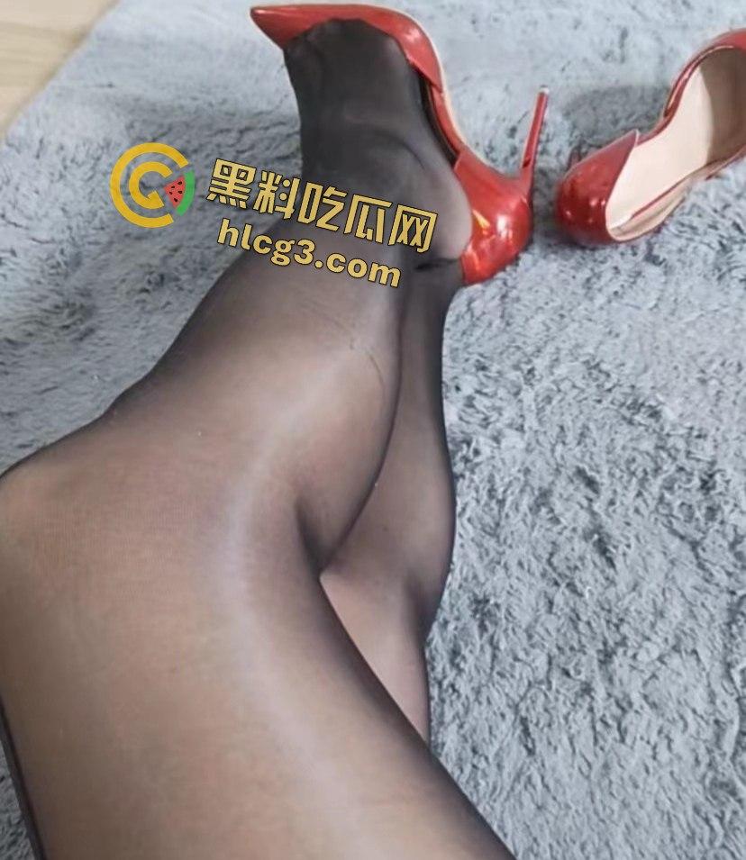 浙江人妻少妇抖音性感御姐『东』榜一大哥福利曝光！情趣黑丝跳蛋自慰视频流出！-7