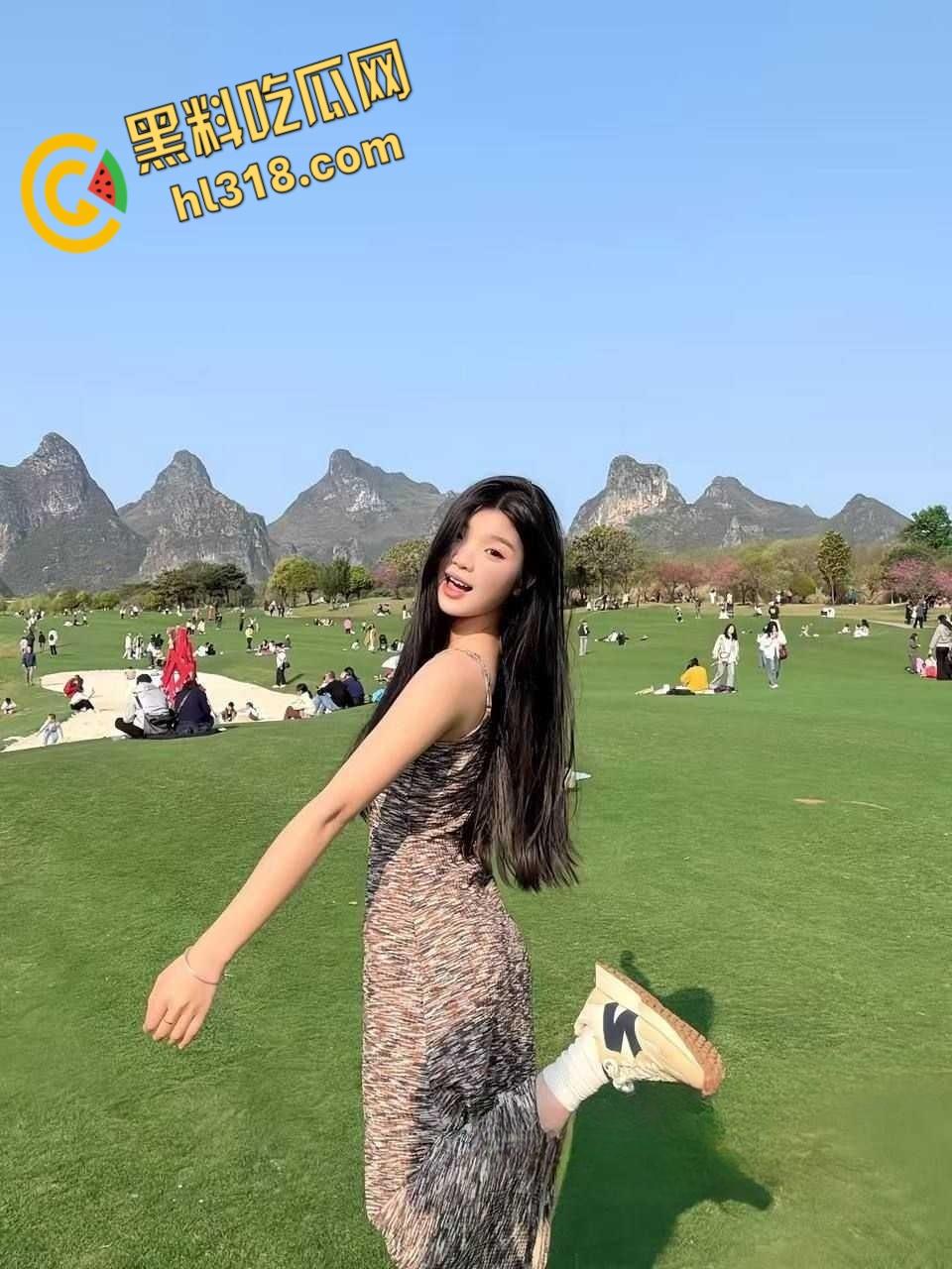 广西桂林理工大学【莫韩秋】，与男友激情啪啪视频曝光，丰满翘臀母狗被后入爆菊花，爽到浪叫连连 !-3