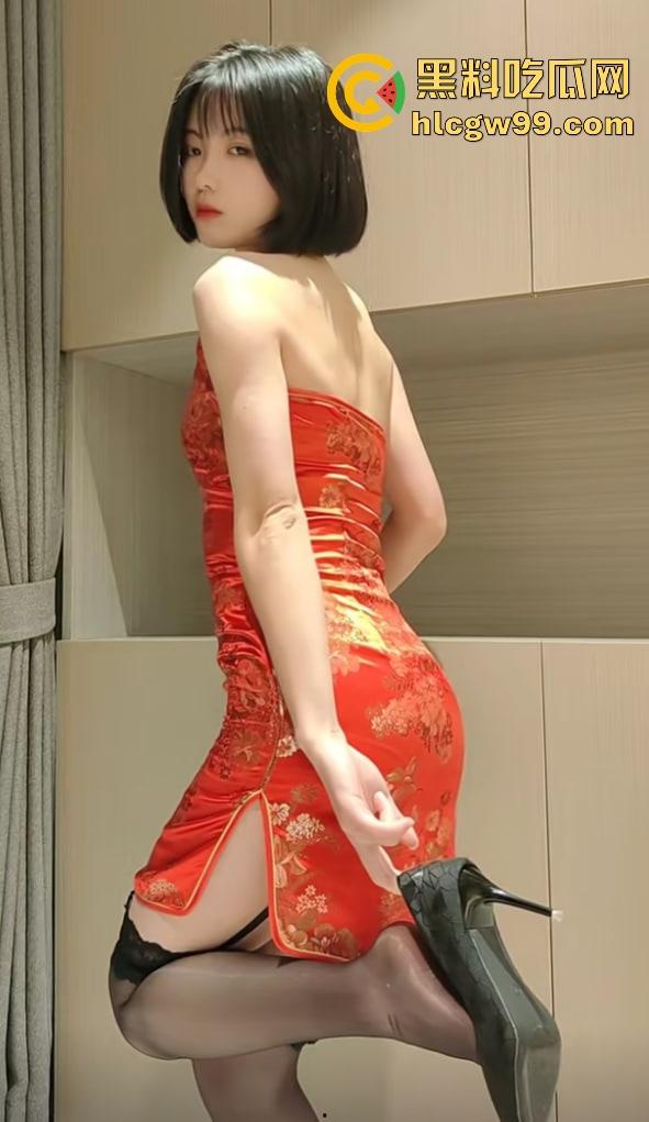 【蛇信子姐姐】抖音上岸变正经主播?当年骚母狗福利视频重现江湖,洗白被开盒爆料!-7