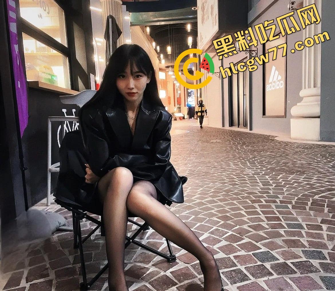 广东佛山反差女神『张淑颖』被劳力士富二代包养曝光!制服黑丝跪舔鸡巴,无套内射操到骚穴白浆四溢,嗷嗷叫爸爸!-1