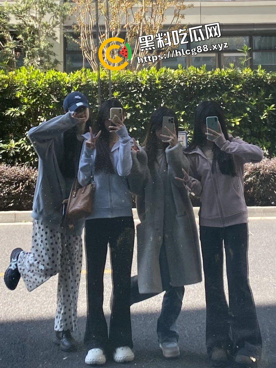 杭州顶级骚母狗淫妻贱逼女,喊上3位骚鸡闺蜜与老公5P做爱,1v4大战轮流上阵操逼!-2