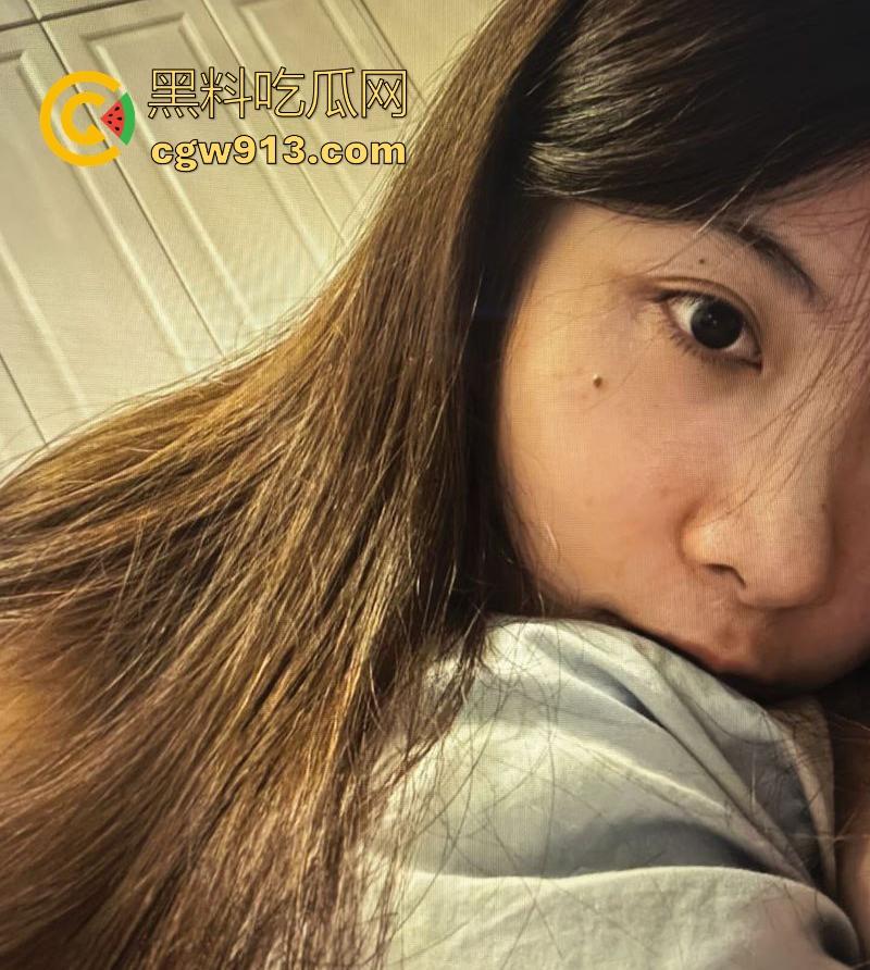 杭州师范学院【董雯琴】约炮成瘾私密视频流出,反差学姐露脸深喉吃鸡,火辣翘臀惨遭炮友猛攻!-3