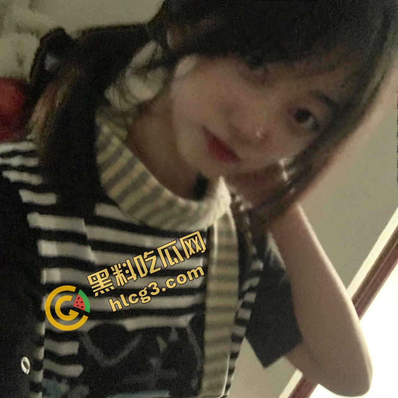 杭州医学院校园甜妹白嫩学生妹『沈谭』被多金大哥包养 带去家中抽插嫩逼 一个字 嫩!-1