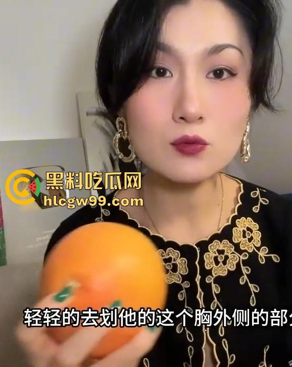 黑料性爱课堂又开课啦!手搓乳房调情法,让女性的乳房兴奋,绝对干货内容,不敏感也变小骚货,让你秒变玩女高手。-7