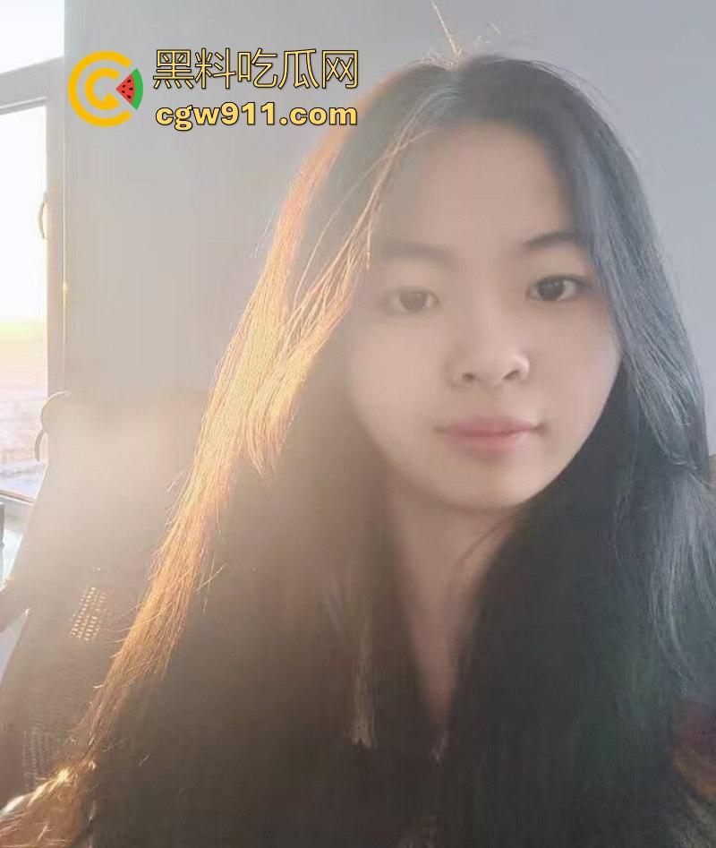 东北大学清纯女大学生【罗铭怡】被金主调教成骚母狗,在校期间拍摄各种露出视频,被主人玩腻后曝光流出!-3