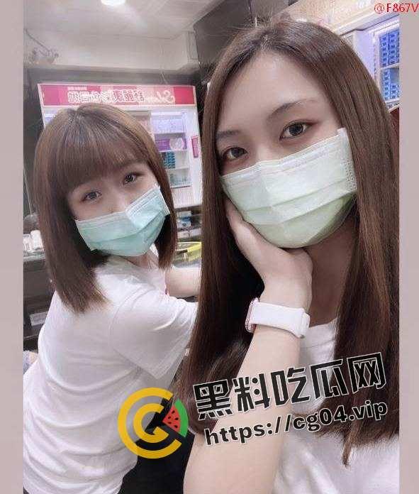 反差少妇!长相气质的同学私下里非常淫荡,手机里面泄漏包含给炮友口交,内射,被偷拍换衣服,还有在度假村厕所公然给炮友口交,绝对反差-2