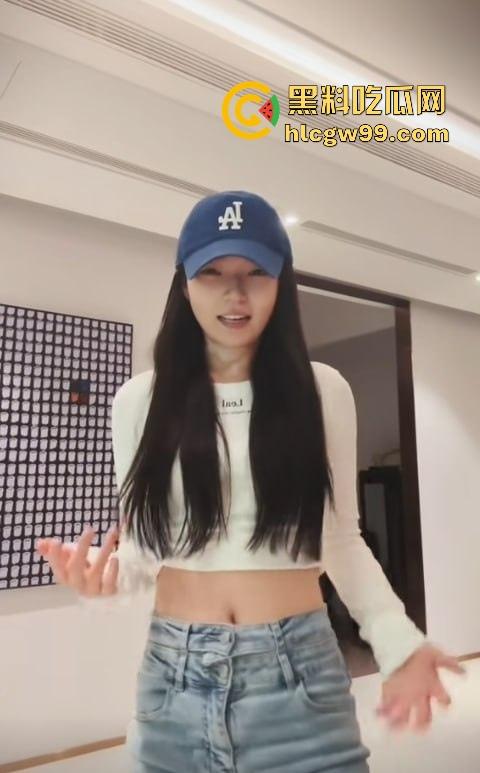 750万粉丝网红『李雨菲 』惊天爆料,舅舅新年祝福引发噩梦 回忆童年被猥亵细节全网炸裂!-2