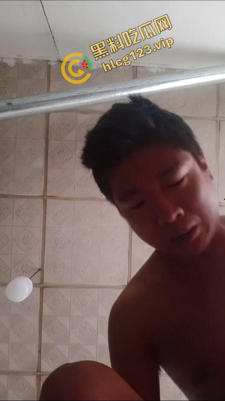 亲身经历原创真实曝光 饥渴少妇『张菲』婚后寂寞难耐 背着老公与老王偷情干炮 丈夫女儿全被蒙在鼓里-10