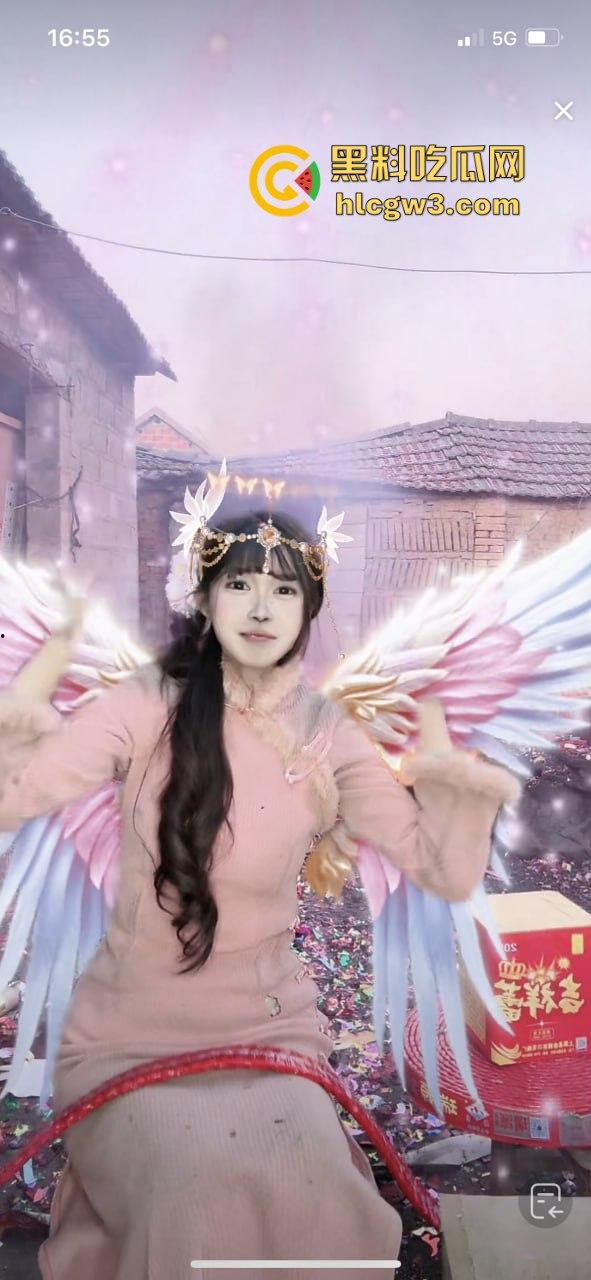 抖音主播『婉婉』炮厂认证主播边直播边放鞭炮,嘉年华狂刷鞭炮狂炸,大哥们这电子养蛊玩法真是太炸裂了!-6