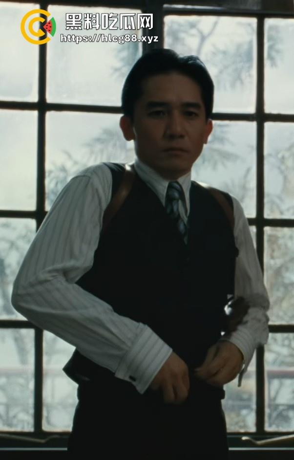 重温经典!《色戒》删减部分 此段艺术牺牲很大 【梁朝伟 】【汤唯】本色出演片段,完全漏点!-1