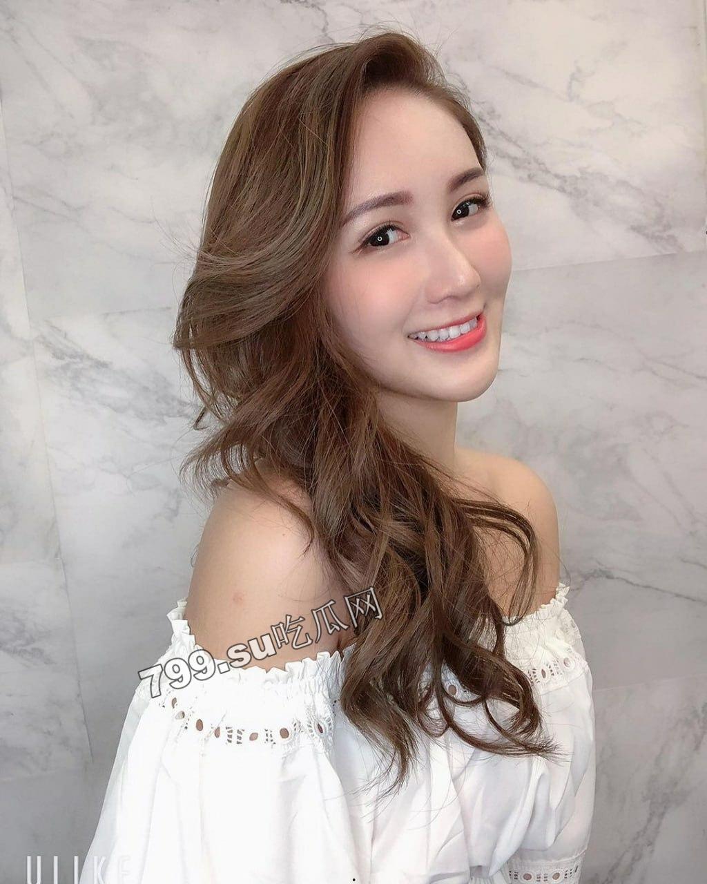 脸书小有名气的大波气质女神与金主啪啪露脸自拍流出~兴奋喘息呻吟被疯狂输出尖叫-11