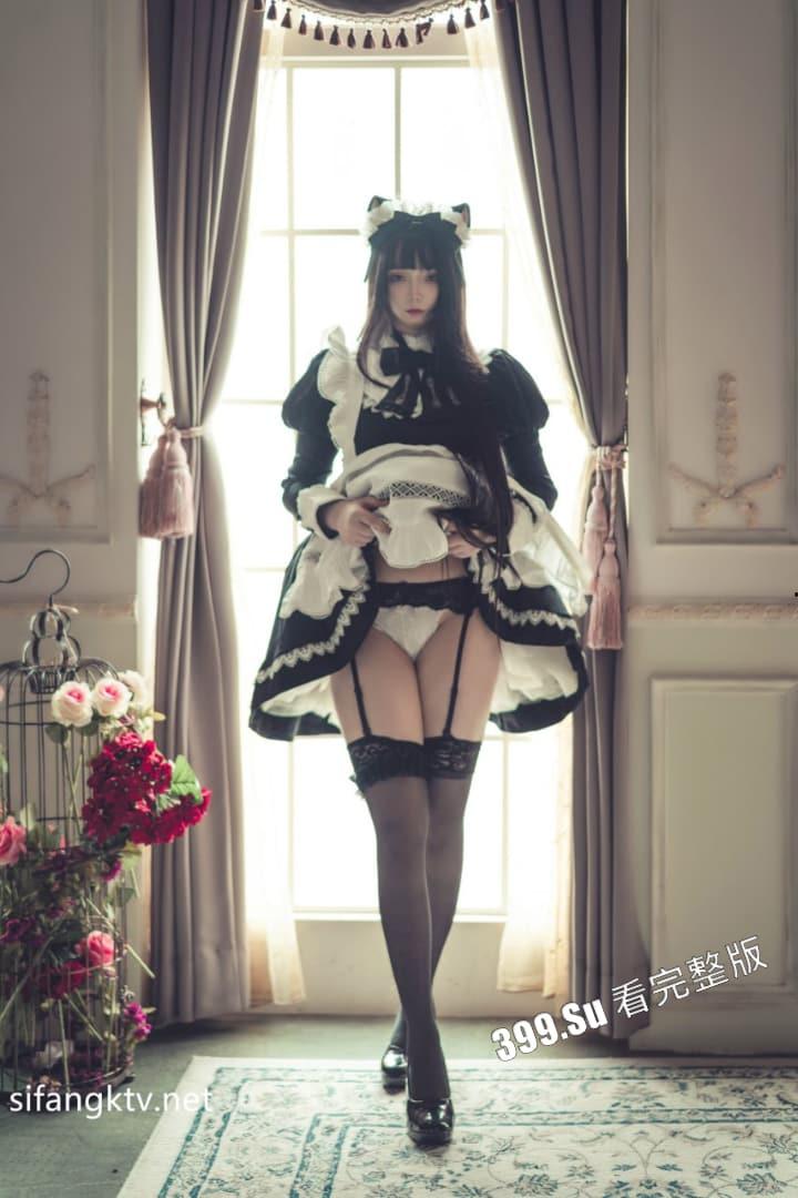 推特福利姬「落落Raku」cos极致的骚女仆 自慰户外露出 和小姐妹互相成就 被金主乖乖调教(70P私拍+40V福利视频合集)-61