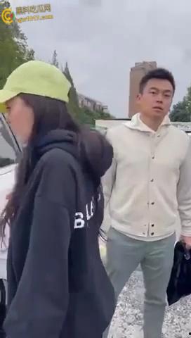 君合律所合伙人【许晟骜】陪小三产检被老婆当场抓奸,作为律师竟然知法犯法,现场直接炸锅!-6