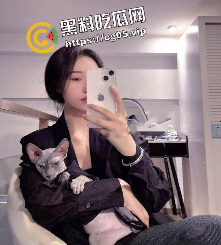 重庆巴南幼师反差婊【杨柯洁】私密视频被流出 疑似搞破鞋被男朋友曝光-5