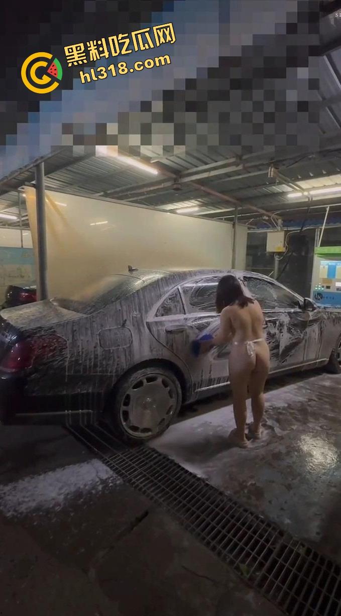 外卖小哥逆天体验，送单送到福利姬，台球厅一边摸球一边摸逼，临时变身男演员直接免费得吃了 ！-4