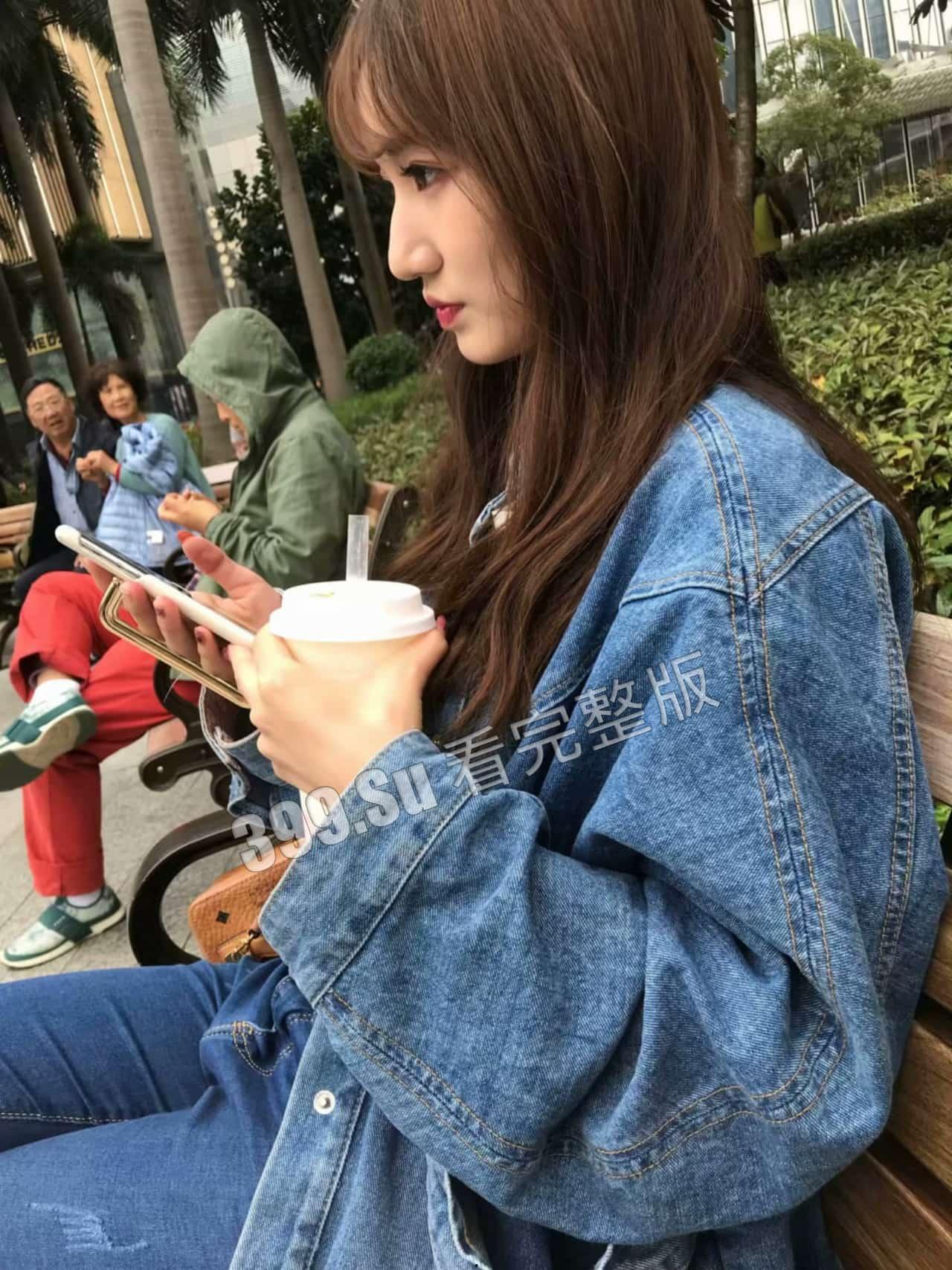 #江大校花 #流出 #自拍 #SM 人前高冷校花背地里也是条闷骚母狗 更衣室卖力服侍金主-1