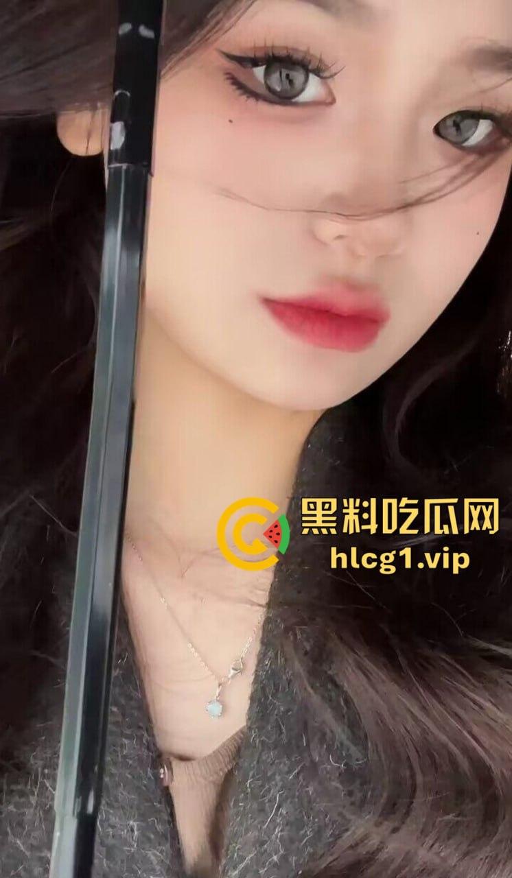 四川传媒大学女神『 林幼薇』的私密视频流出!被绿帽奴男友背后捅刀,鲜花插在牛粪上!-8