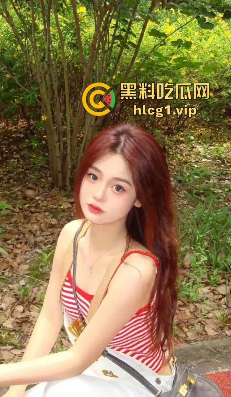 四川传媒大学女神『 林幼薇』的私密视频流出!被绿帽奴男友背后捅刀,鲜花插在牛粪上!-9