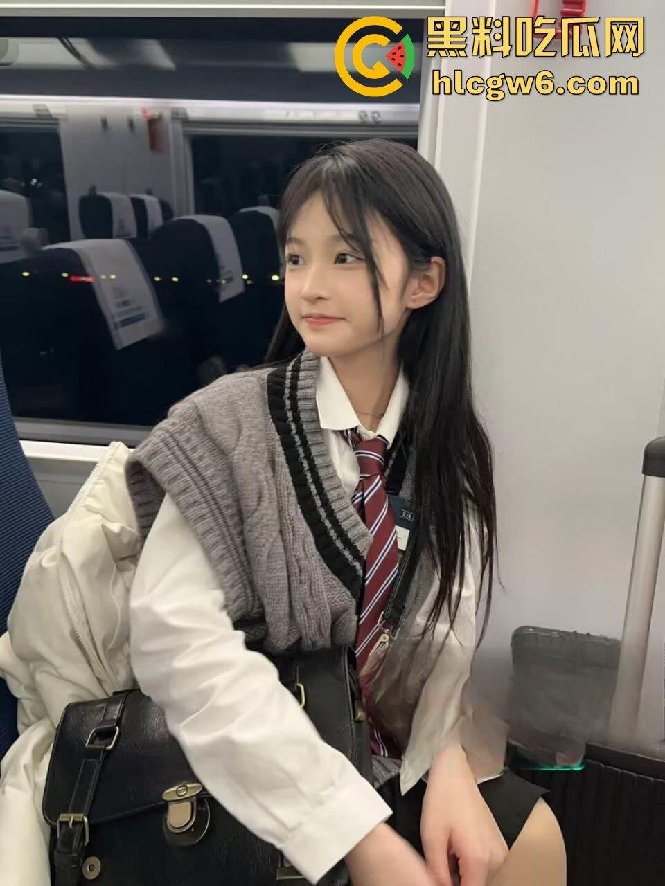 金钱才是男人的终极武器 宁波土豪砸下04年双马尾JK洛丽塔『周余』，天桥下车震蒸桑房后入办公室内射全活解锁！-4