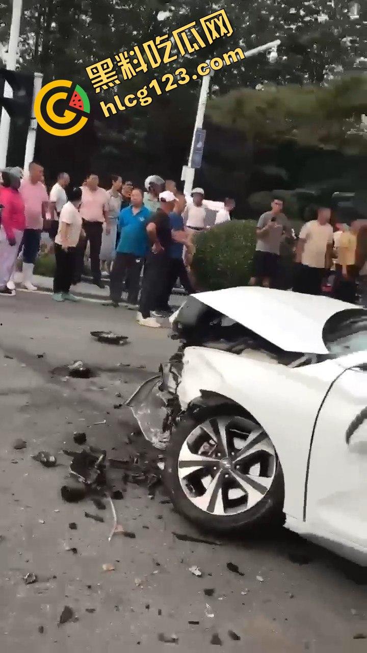 江苏泗洪惊魂一幕!男子送妹妹上学突发疾病,酿成悲剧!-5