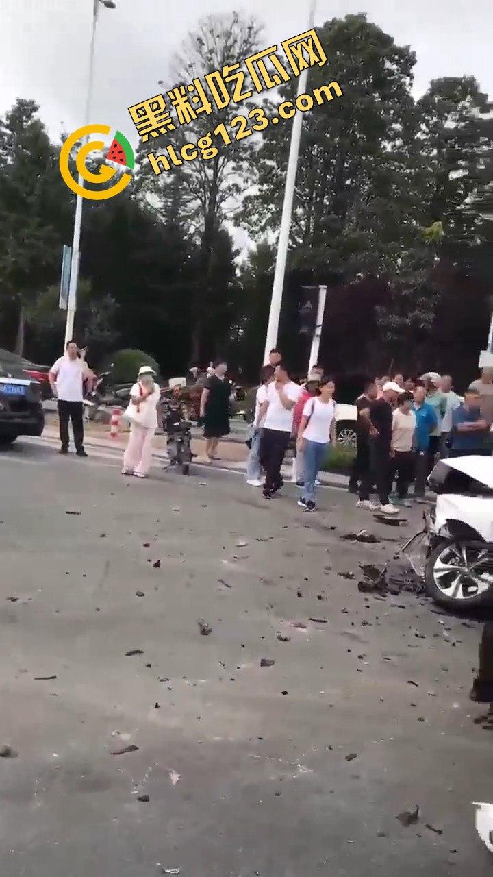 江苏泗洪惊魂一幕!男子送妹妹上学突发疾病,酿成悲剧!-10