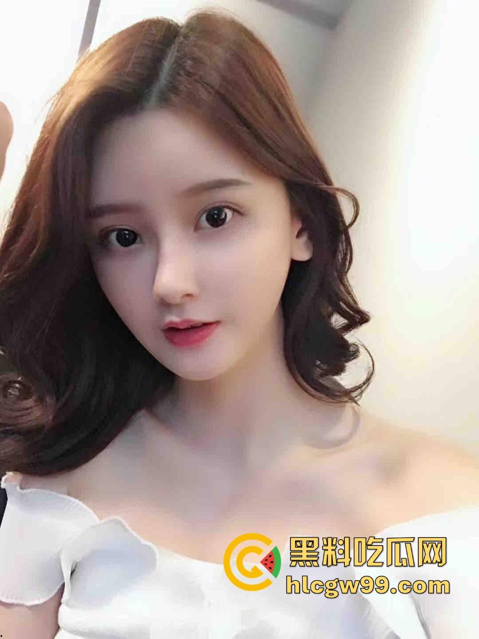 集美为流量拼了,大螃蟹塞裤裆,大钳子夹到B直接红肿,疼到跳起来嗷嗷叫还舍不得掏出来!-2